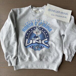 Vintage UNC North Carolina Tar Heels Tar Heels Looney Tunes Bugs Bunny Crewneck